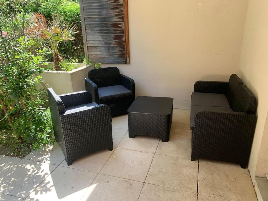 Appart T3 Jardin 1 Km La Plage ! Marseille Exterior photo