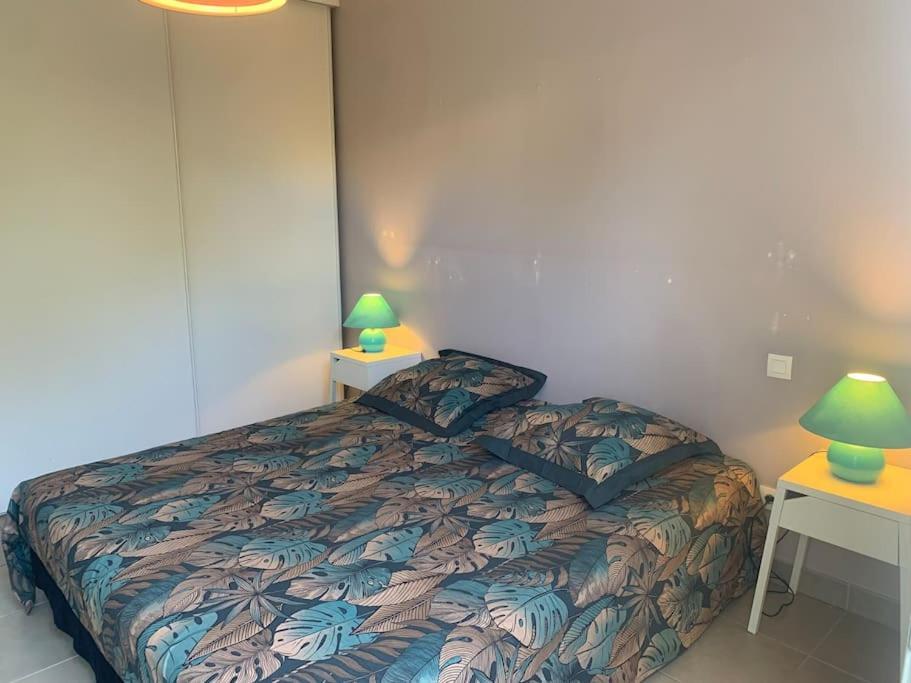 Appart T3 Jardin 1 Km La Plage ! Marseille Exterior photo