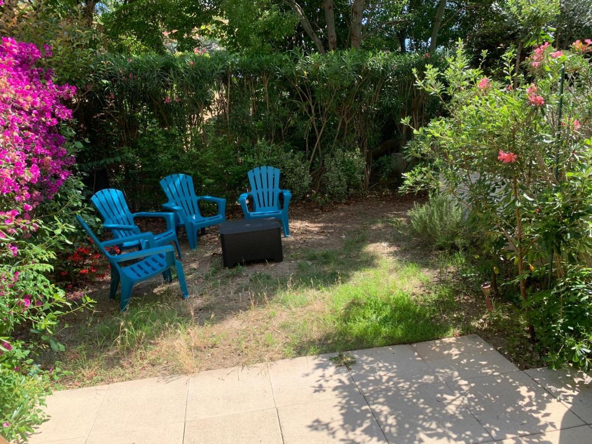 Appart T3 Jardin 1 Km La Plage ! Marseille Exterior photo
